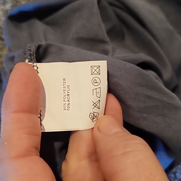 STUNNING GREY CROCHET STRETCHY DRESS - Picture 7 of 7